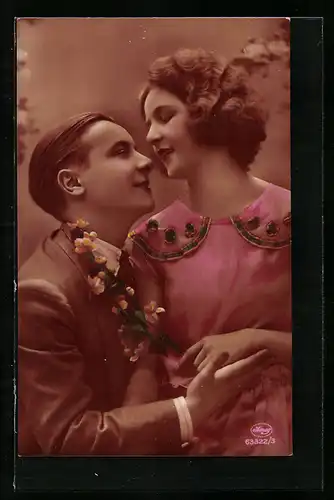 Foto-AK Amag Nr. 63322 /3: Junges Pärchen in Anzug und Kleid