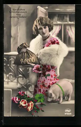 Foto-AK Amag Nr. 64559 /6: Junge Dame mit Pelz und Glücksschwein