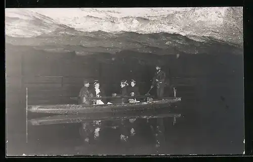 AK Bootsfahrt auf dem See im Salzbergwerk