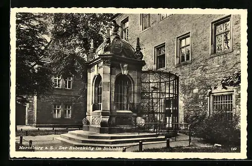 AK Merseburg a. S., Rabenkäfig im Schlosshof