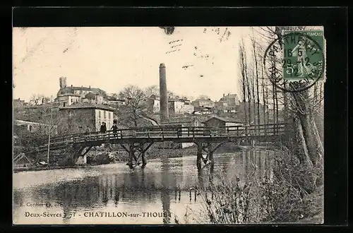 AK Chatillon-sur-Thouet, Teilansicht mit Brücke am Fluss