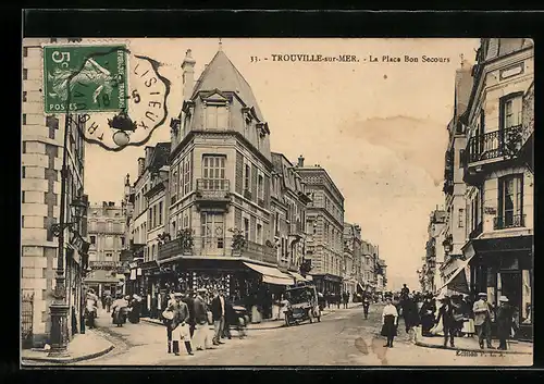 AK Trouville-sur-Mer, La Place Bon Secours