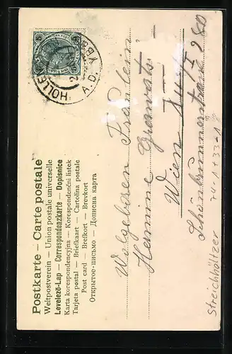 AK Mann zündet sich eine grosse Pfeife an