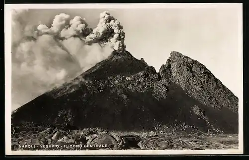 AK Napoli, Vesuvio, Il cono centrale