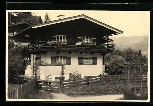 Foto-AK Bad Reichenhall-Kirchberg, Hotel-Pension Haus Heinrich, 1950