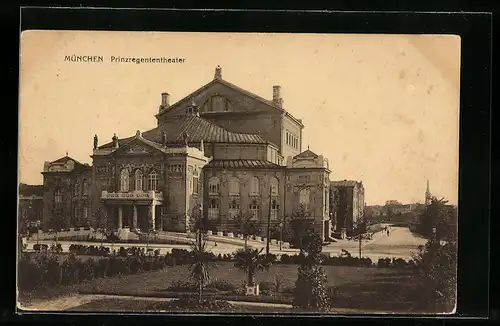 AK München, Blick von den Anlagen nach dem Prinzregenten-Theater