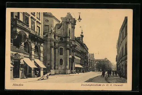 AK München, Parcellistrasse an der Dreifaltigkeitskirche