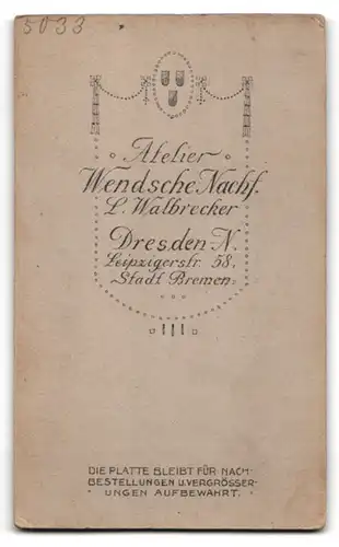 Fotografie Atelier L. Walbrecker, Dresden-N., Leipzigerstrasse 58, Kleiner Wonneproppen mit Teddybär