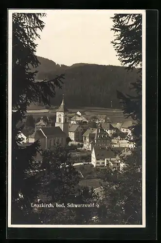 AK Lenzkirch /Schwarzwald, Ortsansicht aus der Vogelschau