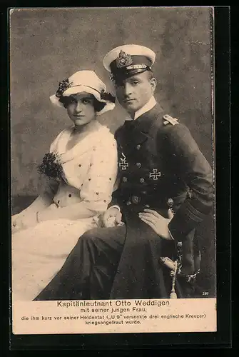AK Kapitänleutnant Otto Weddigen mit seiner jungen Frau