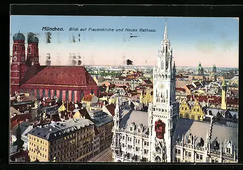 AK München, Blick auf Frauenkirche und Neues Rathaus coloriert