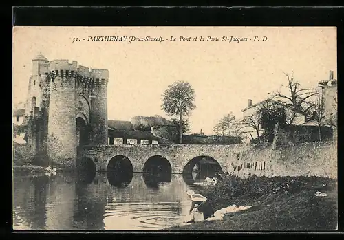 AK Parthenay, Le Pont et la Porte St-Jacques