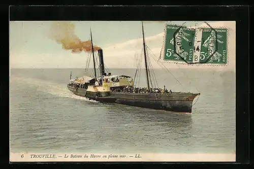AK Trouville, Le Bateau du Havre en pleine mer
