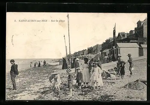 AK Saint-Aubin-sur-Mer, Sur la plage