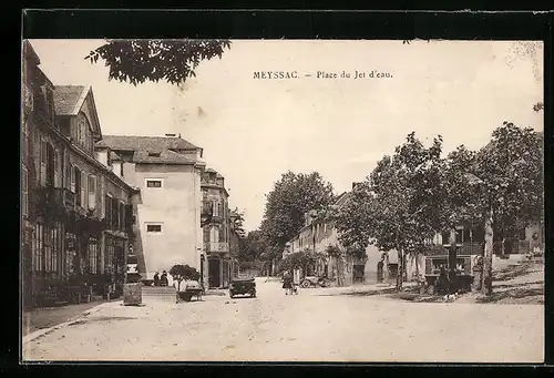 AK Meyssac, Place du Jet d`eau