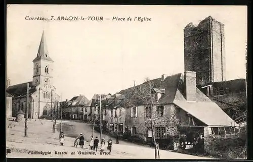AK Salon-la-Tour, Place de l`Eglise