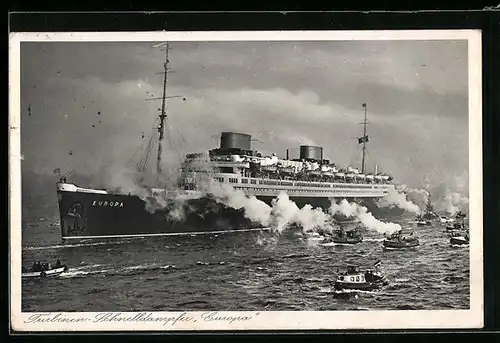 AK Turbinen-Schnelldampfer Europa mit Beibooten