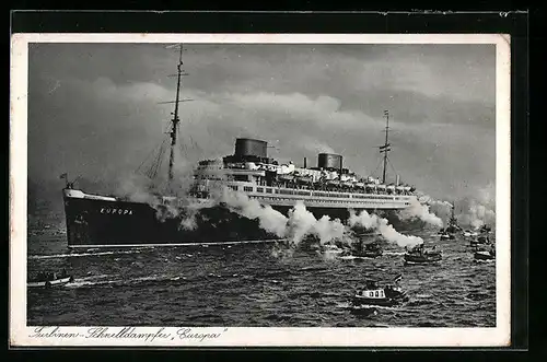 AK Turbinen-Schnelldampfer Europa mit Beibooten