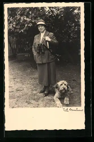 Foto-AK Jägerin mit Hund