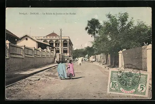 AK Dakar, Le Palais de Justice et les Ecoles