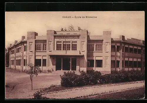 AK Dakar, Ecole de Medecine