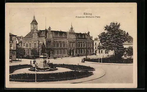 AK Elbing / Elblag, Denkmal mit Anlagen auf dem Friedrich-Wilhelm-Platz