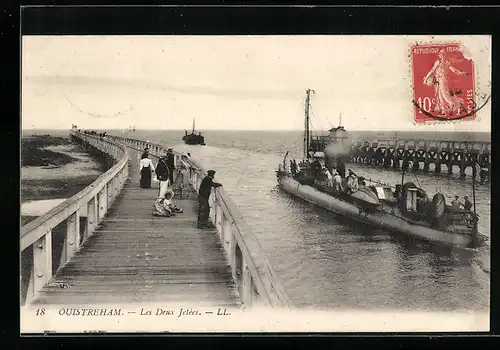 AK Ouistreham, Les Deux Jetées