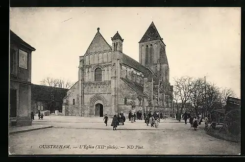 AK Ouistreham, l'église, Kinder vor Kirche