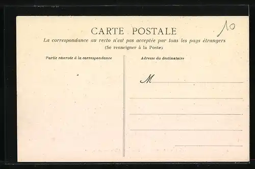 AK Port-en-Bessin, Barques de peche sortant du Port