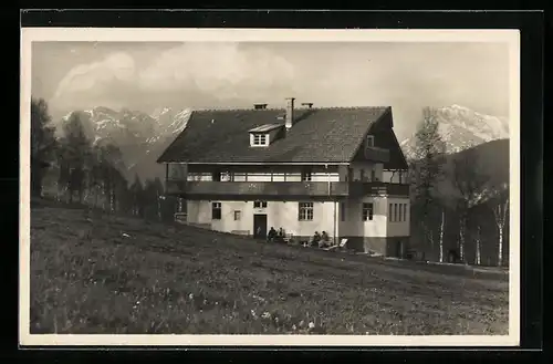 AK Seefeld i. T., Hotel-Pension Kritzler gegen das Gebirge