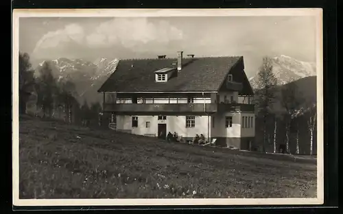 AK Seefeld i. T., Hotel-Pension Kritzler gegen die Berge