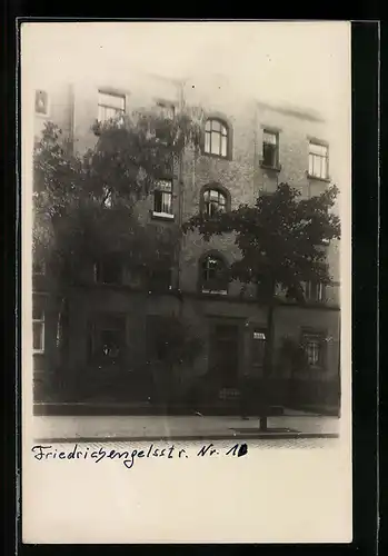 Foto-AK Erfurt, Haus in der Friedrichengelsstr. 10