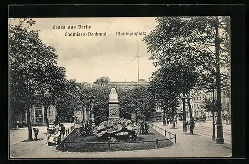 AK Berlin, Chamisso-Denkmal, Monbijouplatz, Oranienburgerstrasse