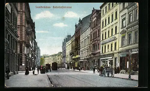 AK Saarbrücken, Bahnhofstrasse mit Strassenbahn