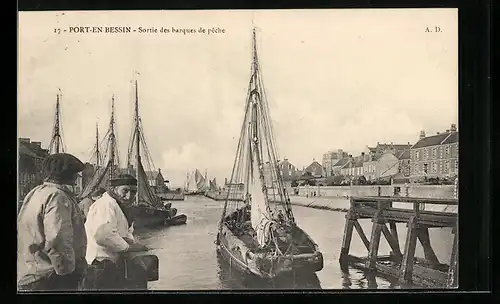 AK Port-en-Bessin, Sortie des barques de pêche