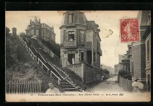 AK Villers-sur-Mer, Rue Alfred Feine, Strassenpartie