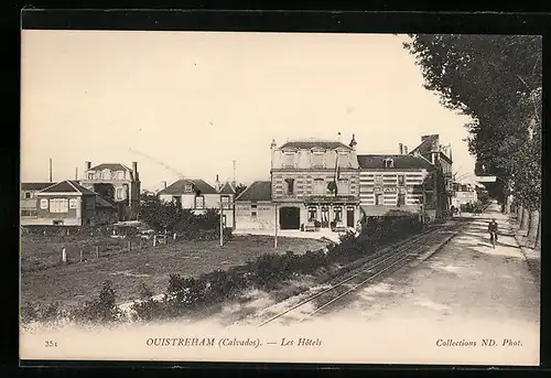 AK Ouistreham, Les Hôtels