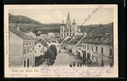 AK Mariazell, Ortspartie mit Gasthof zur goldenen Kanone aus der Vogelschau