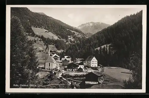 AK Kals, Ortsansicht mit Bergen dahinter