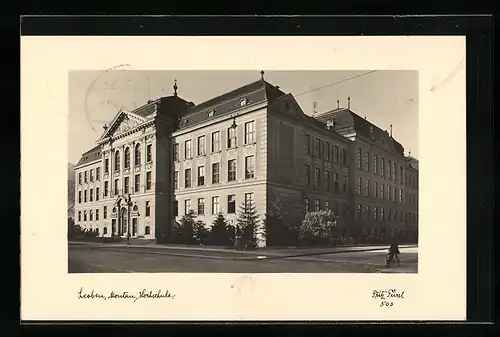 AK Leoben, Mont. Hochschule mit Strasse