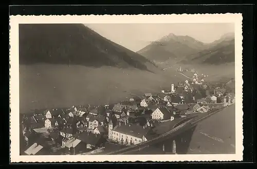AK Vordernberg, Ortsansicht mit Bergkulisse und Brücke