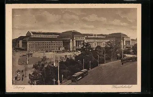 AK Leipzig, Hauptbahnhof aus der Vogelschau, Strassenbahn