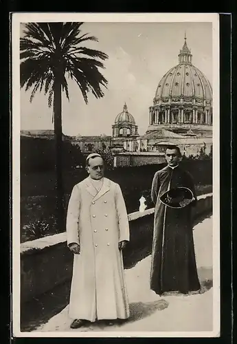 AK Papst Pius XI. vor dem Vatican