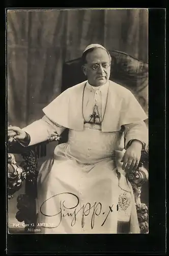 AK Papst Pius XI. in Robe mit Kreuzkette