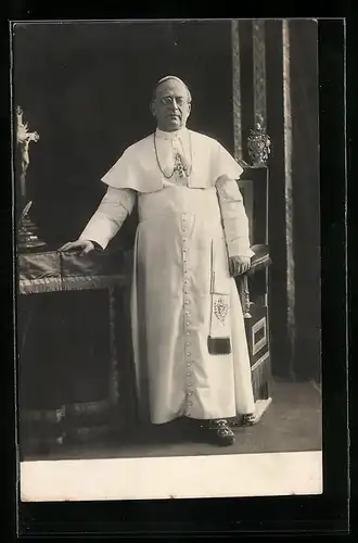 AK Portrait von Papst Pius XI. in Robe