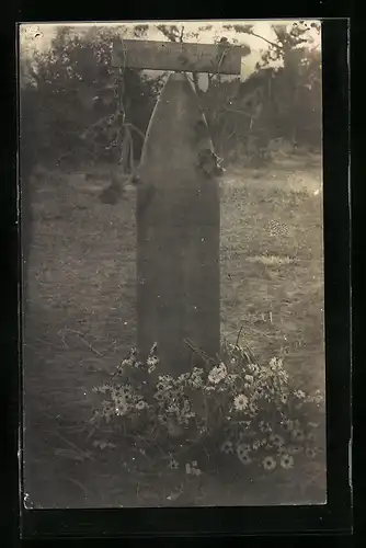 Foto-AK Ein Artilleriegeschoss, Munition