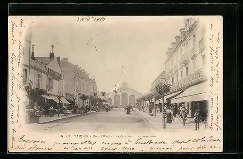 AK Tarbes, Rue et Marche Branhauban, Strassenpartie