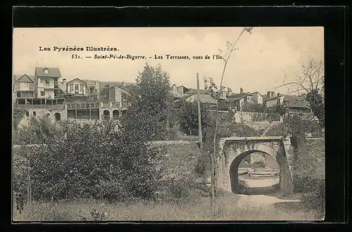 AK Saint-Pé-de-Bigorre, Les Terrasses, vues de l`Ile