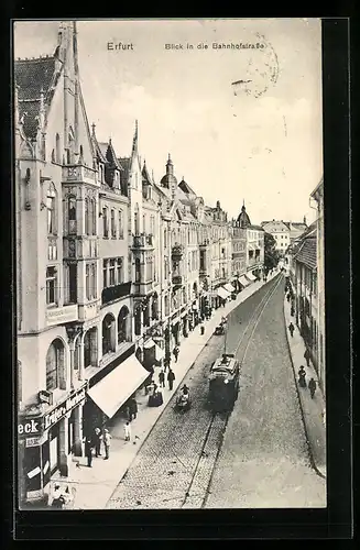 AK Erfurt, Blick in die Bahnhofstrasse mit Strassenbahn