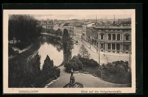 AK Düsseldorf, Blick auf die Hofgartenstrasse mit Strassenbahn